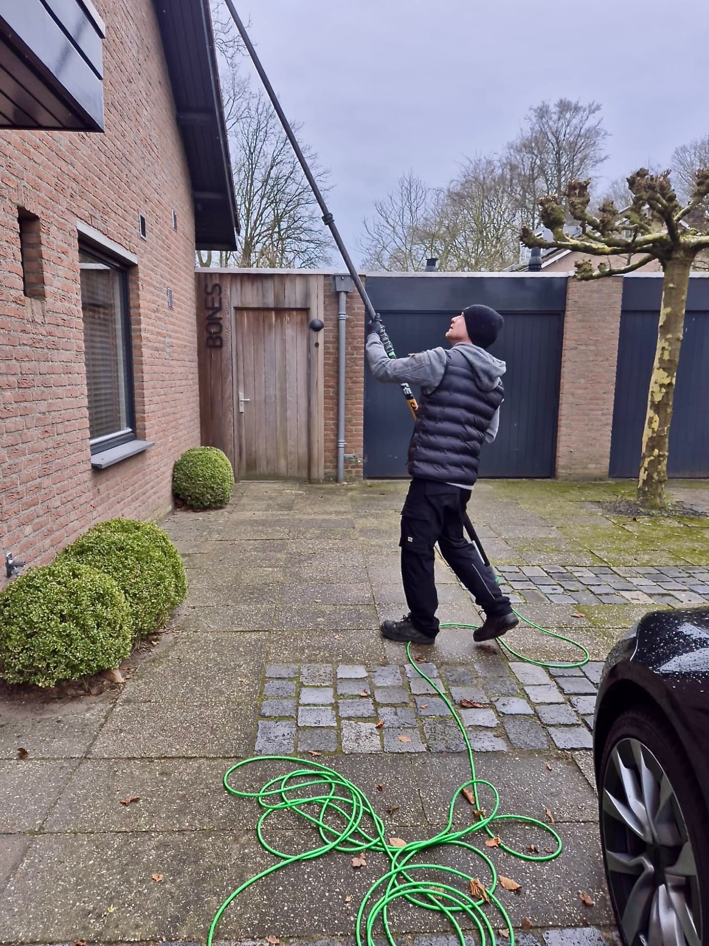 Ad van der Zande voert professionele schoonmaakwerkzaamheden uit